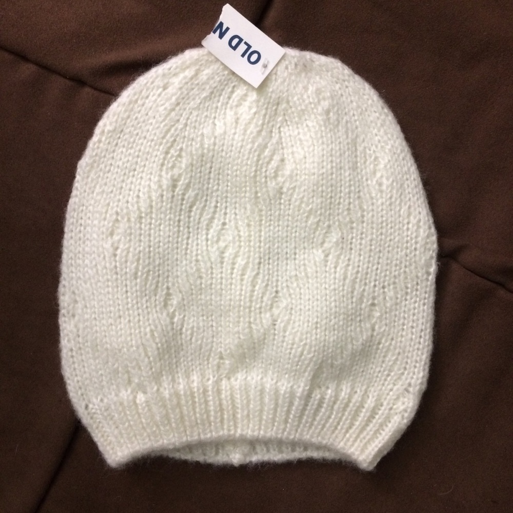 White old navy knit hat